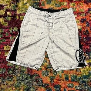 Oneill board shorts men’s size 34.